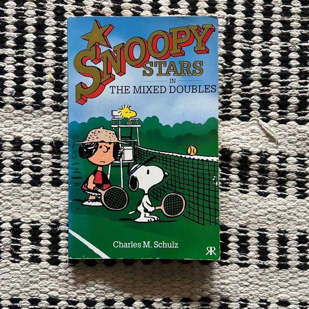 Snoopy Stars in The mixed Doubled Vintage book 1989 Charles M. Schulz book
